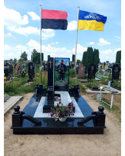 Пам'ятник з граніту Пам'ятник з граніту