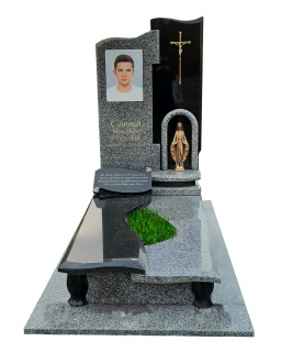 Пам'ятник з покостівського та букінського граніту