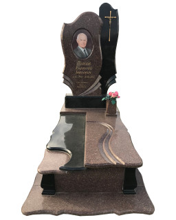 Пам'ятник з токівського та букінського граніту