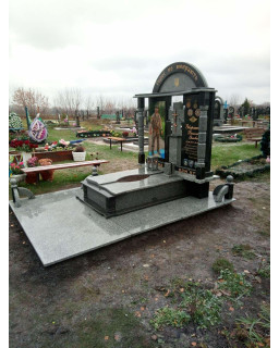Пам'ятник з граніту Пам'ятник з граніту