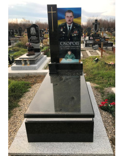 Пам'ятник з граніту