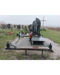 Пам'ятник з граніту