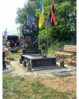 Пам'ятник з граніту Пам'ятник з граніту