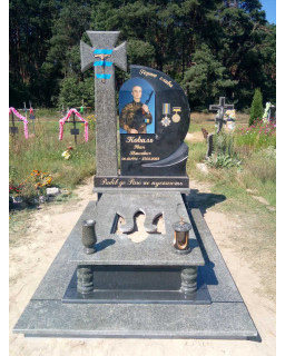 Пам'ятник з граніту Пам'ятник з граніту