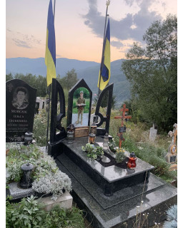 Пам'ятник з граніту