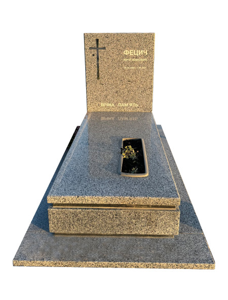 Пам'ятник з покостівського граніту