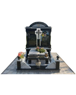 Пам'ятник з граніту Пам'ятник з граніту