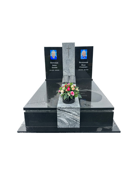 Пам'ятник з вайту та габро Пам'ятник з вайту та габро
