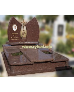 Пам'ятник з токівського граніту