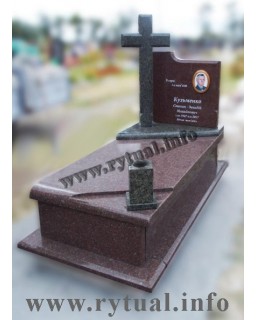 Пам'ятник з Токівського граніту та Танського