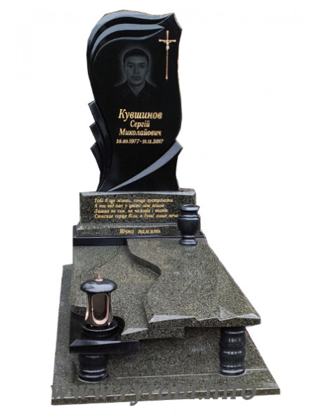 Пам'ятник з човнового та букінського граніту